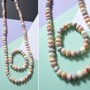 🌼 Vintage pastel matte beaded necklace + bracelet set